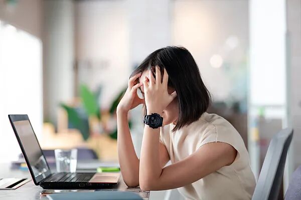 上海一女子经常迟到，被开除后起诉公司：情况特殊…法院判了