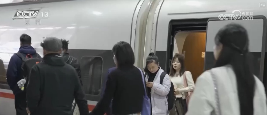 铁路调图提质增能 释放新线能力、优化结构客货运输能力双双提升 铁路调图提质增能 释放新线能力、优化结构客货运输能力双双提升