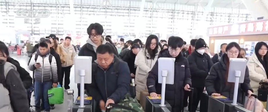 服务升级坐“动集列车”一路赏文化 “夕发朝至”满足百姓多元出行需求