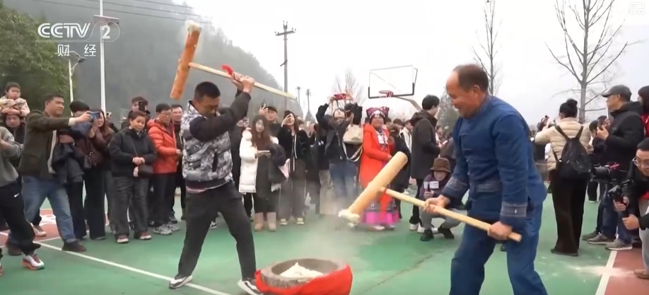 春节旅游市场火热亮点纷呈 “年味化”“小型化”“带着年味去旅行”需求攀升