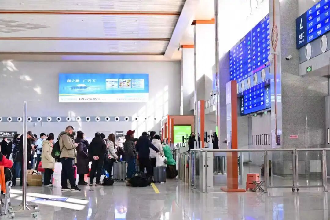 今起首开！涉及呼市人出行！还有更多线路调整