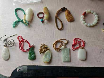 上海男子去世后账户被转走50万元，保姆涉嫌盗窃罪被刑拘