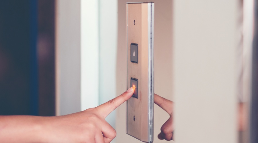 加装电梯起纠纷，法院怎么判？