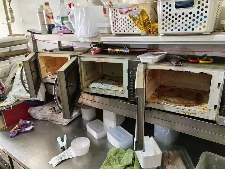 骑手“随手拍”，让“幽灵外卖”现原形