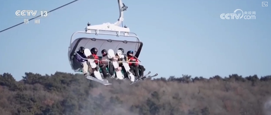 铺好“数字快车道” 年轻人用“体验”投票改变春节出行节奏与消费图谱