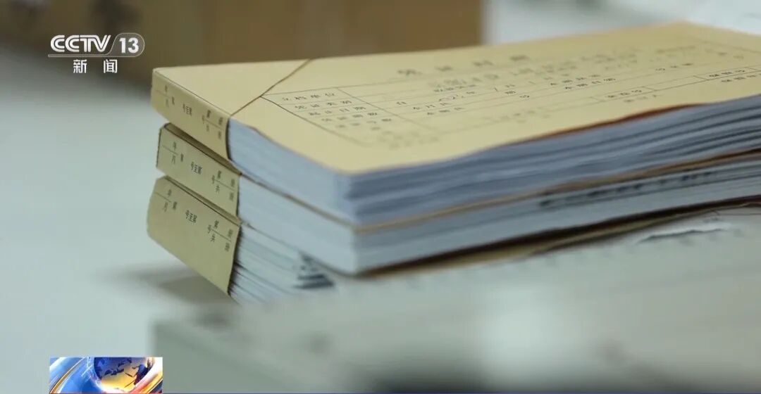 税务局上门突检，负责人竟抱起笔记本电脑夺门而逃