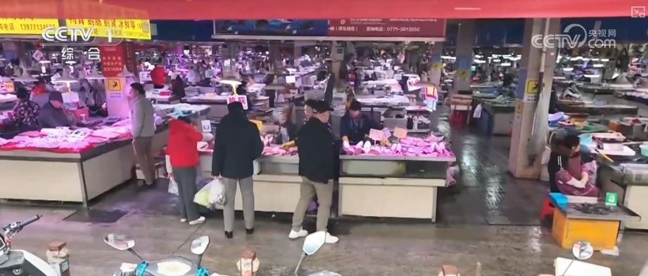 水果“新面孔”畅行县域市场 冬日餐桌焕新传统菜市场活力升级