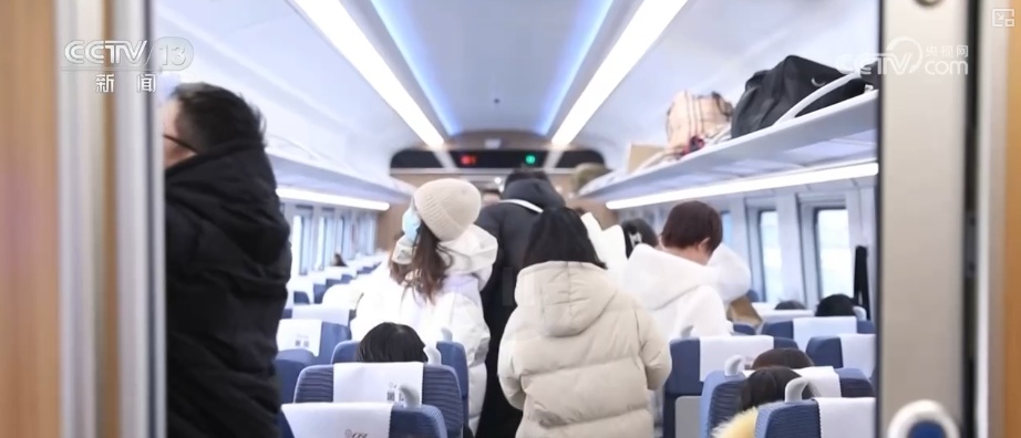 服务升级坐“动集列车”一路赏文化 “夕发朝至”满足百姓多元出行需求