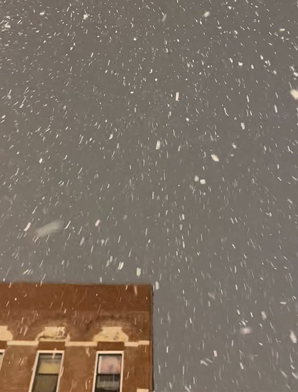 严寒天气席卷美国,零下几十度,在美留学生:水管冻裂被迫住酒店,“比南极洲还冷” 严寒天气席卷美国,零下几十度,在美留学生:水管冻裂被迫住酒店,“比南极洲还冷”