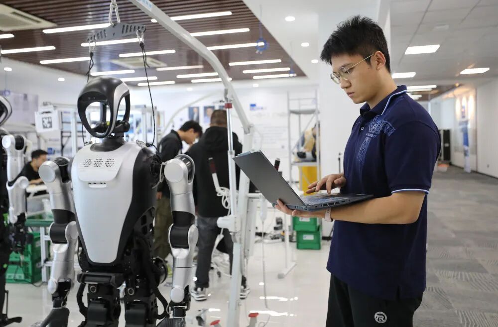 AI时代，什么样的人才更具优势？