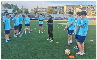 这里培养E级教练员1.4万余人 这里培养E级教练员1.4万余人