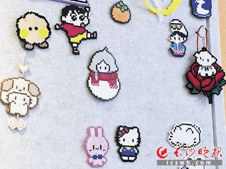 40元玩一天!拼豆成为年轻人解压新玩具 40元玩一天!拼豆成为年轻人解压新玩具