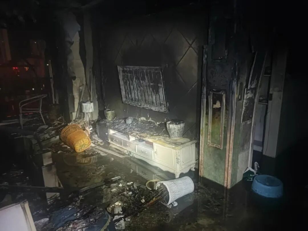 惊心！两盆水就能扑灭的火，竟能夺命！