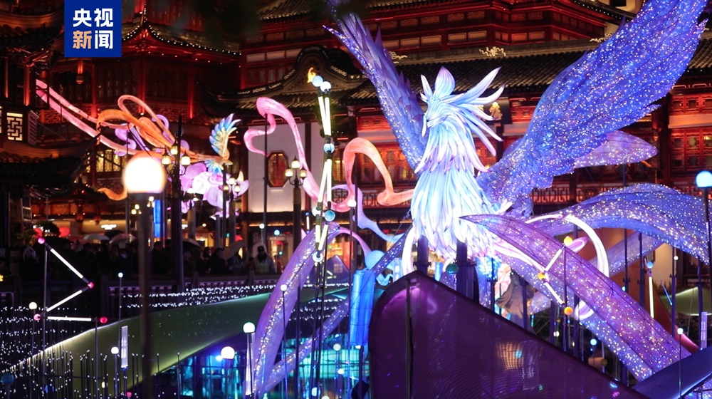 2026上海豫园灯会亮灯 AI拍照体验“人在灯中游”