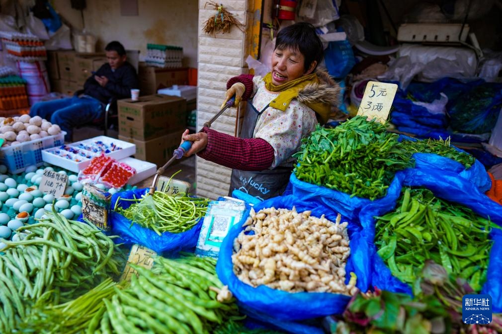 去昆明老菜场体验云南风情