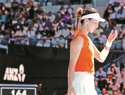 不敌阿尼西莫娃 无缘女单八强 &nbsp;王欣瑜：我对自己的表现很满意