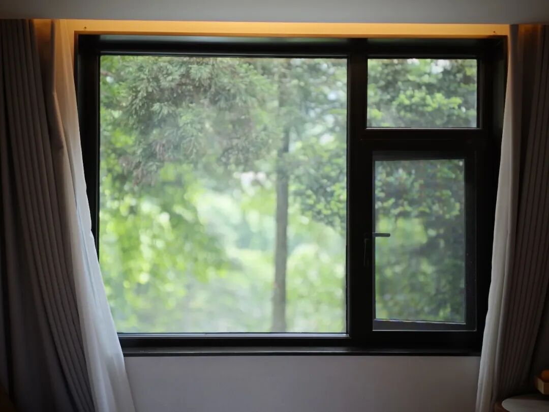 坚持午睡vs从不午睡的人，差别在哪里？研究发现“大脑年龄差”悄悄拉开