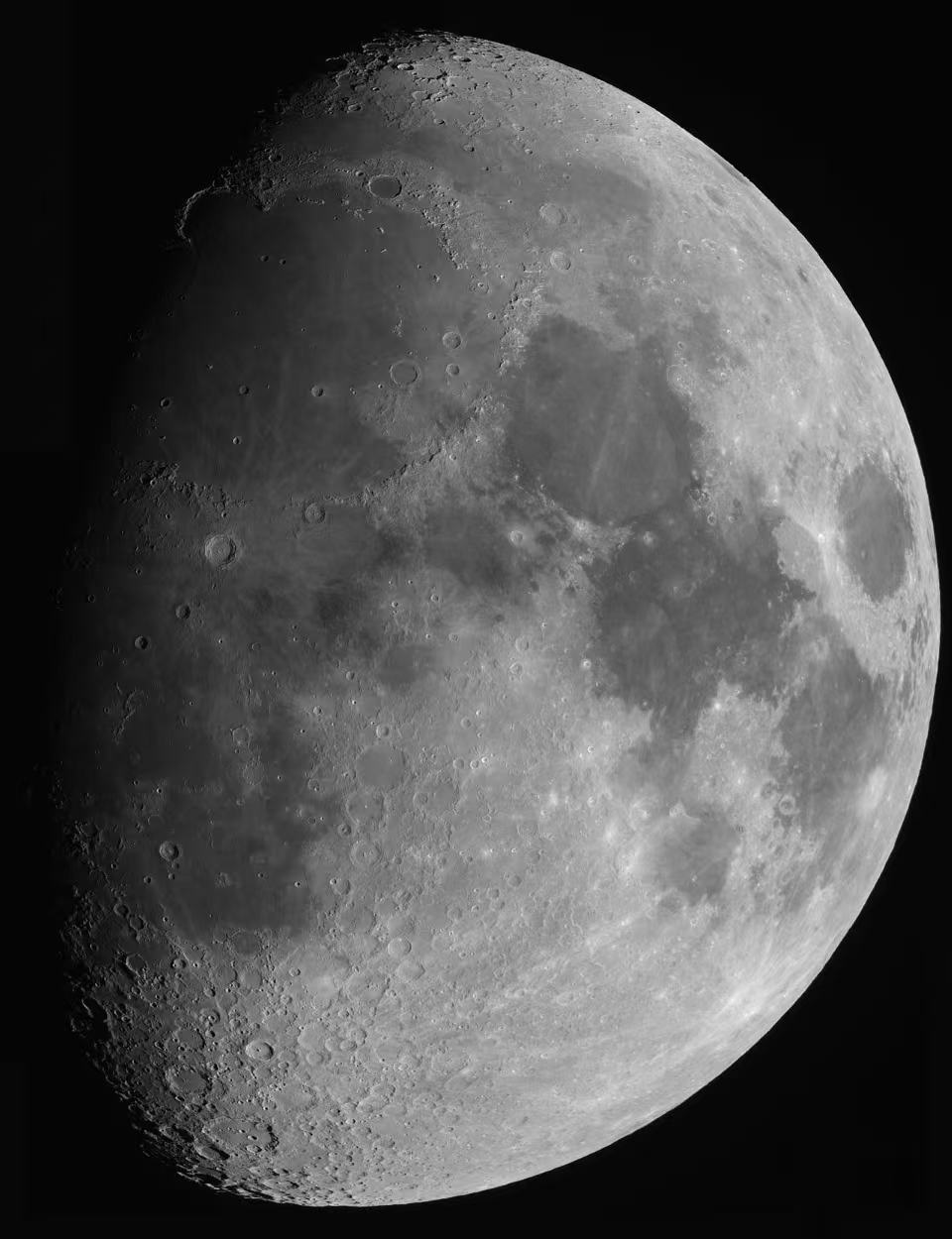 等你来赏！本年度最大盈凸月29日现身夜空