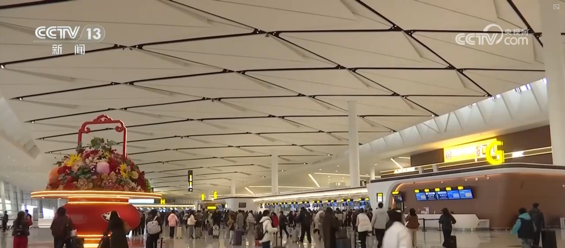 各地非遗民俗“串珠成链”点亮佳节 “到中国过春节”成为新潮流新风尚