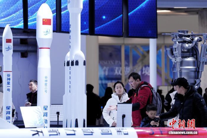 为何会有“航天员”和“宇航员”两种叫法？原因竟和钱学森相关！