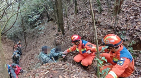 又有3人失联！为拍雪景擅闯保护区，这届驴友的“野路子”有多野？