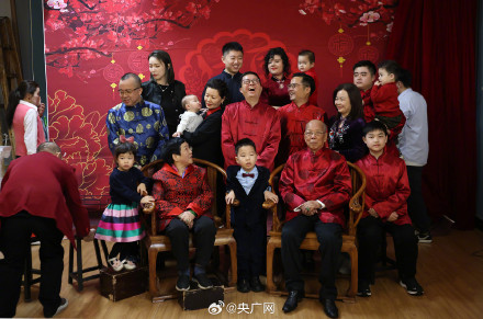 年味拉满！年节经济涌动消费新潮流