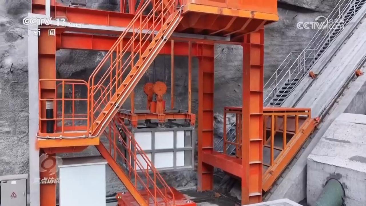 焦点访谈|“刷脸”穿隧洞、坐电梯过大坝……金沙江的鱼儿回家之路为何能畅快通行? 焦点访谈|“刷脸”穿隧洞、坐电梯过大坝……金沙江的鱼儿回家之路为何能畅快通行?