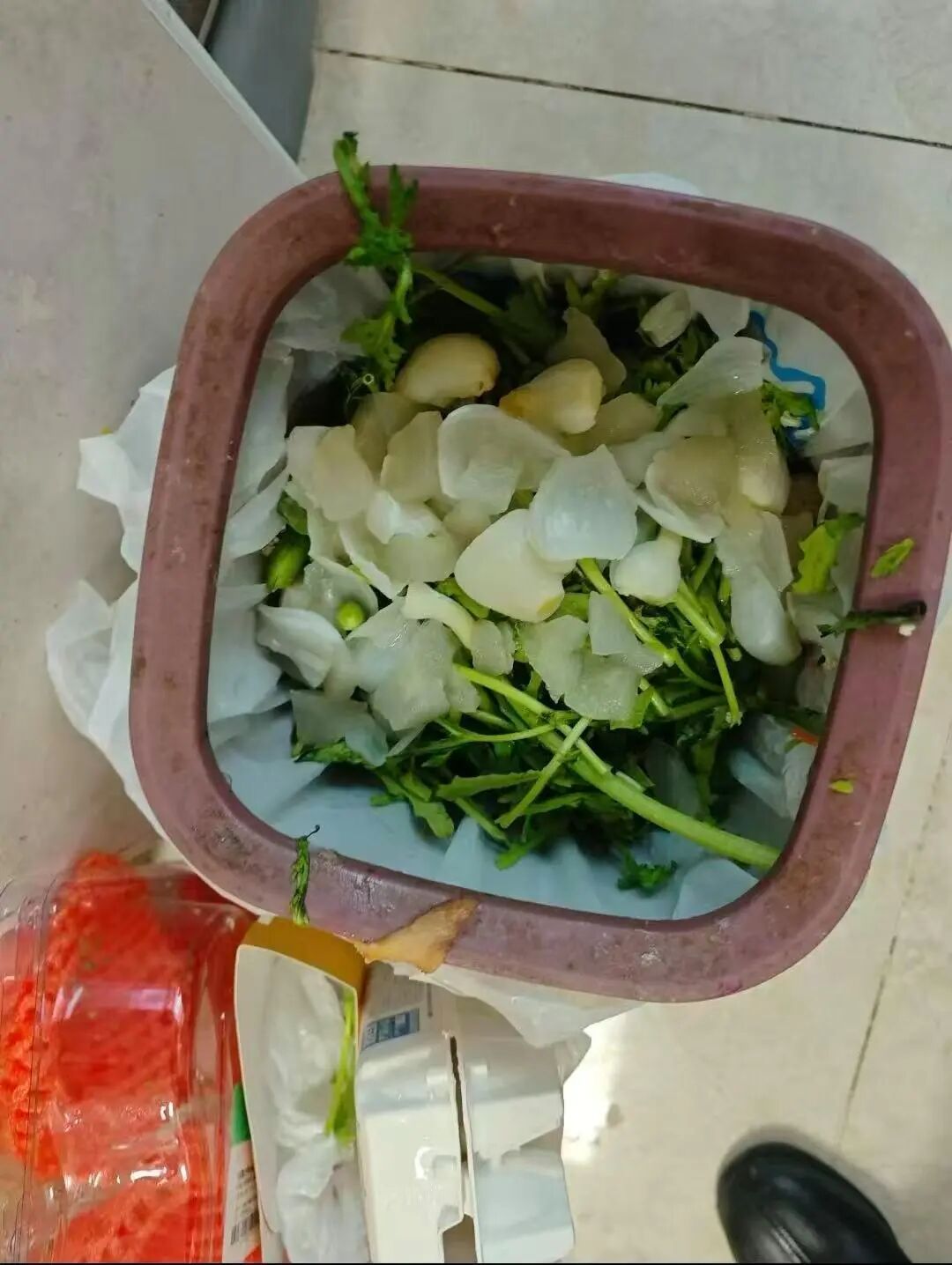 离谱！盒马下单后配送出错，两人中毒送医