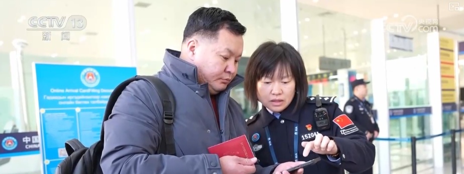 “到中国过春节”成为新风尚圈粉海外游客 拓宽文旅市场发展新空间