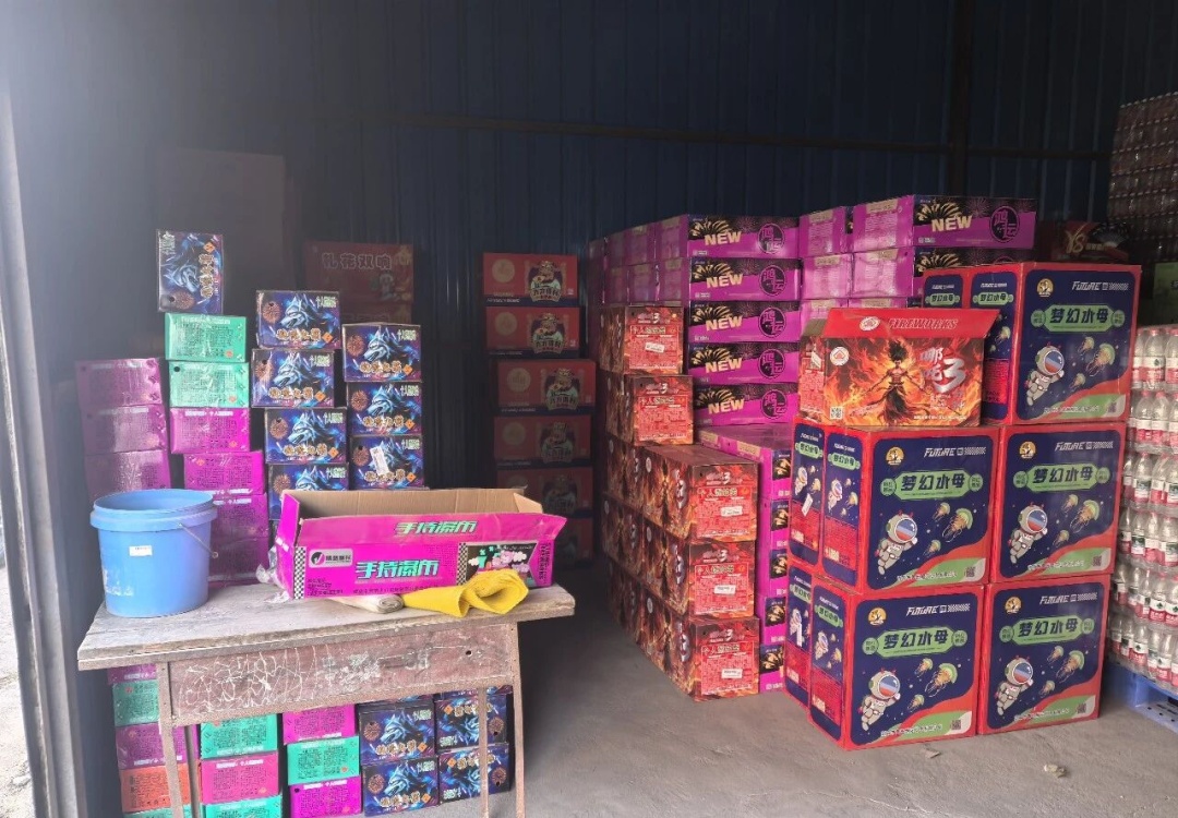 西安警方:郭某某,行政拘留15日! 西安警方:郭某某,行政拘留15日!