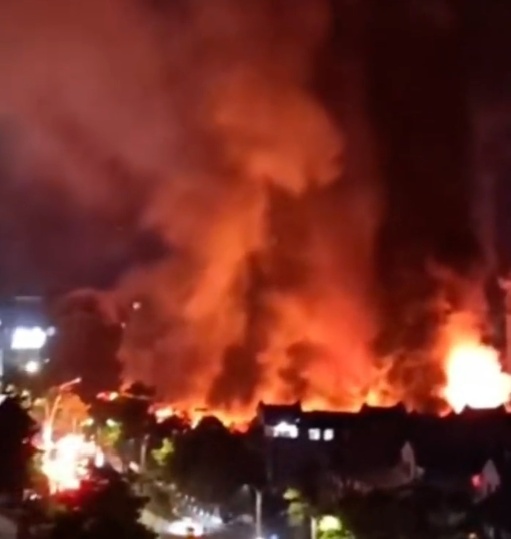 19死超20人失踪！印度火灾消息 仓库消防安全不能松懈