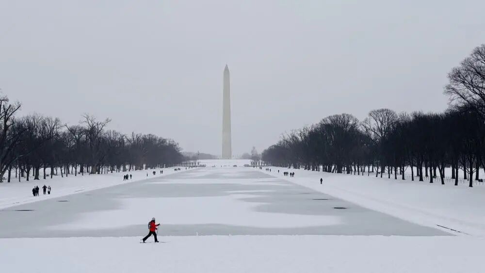 美国罕见冬季风暴致多人被冻死