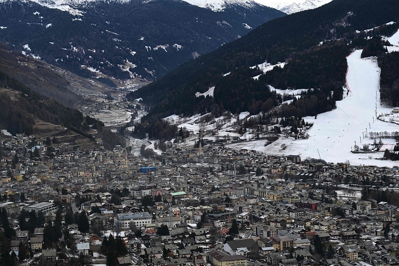 滑雪登山时隔78年重返冬奥 中国队将全项出战
