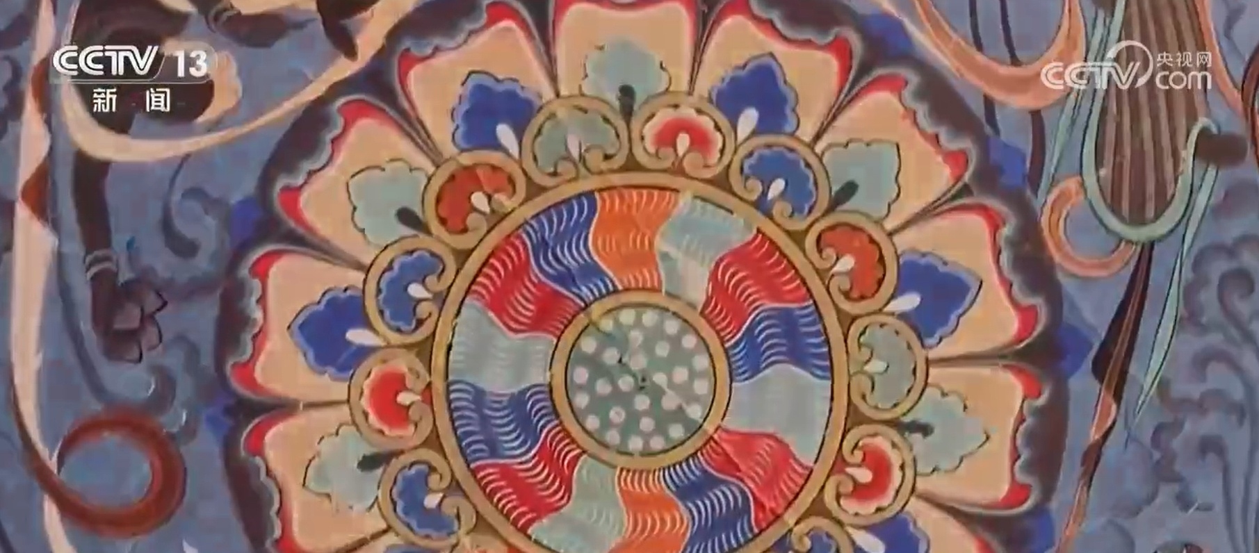 数智化赋能 传统丝绸纹样焕发生机 数智化赋能 传统丝绸纹样焕发生机