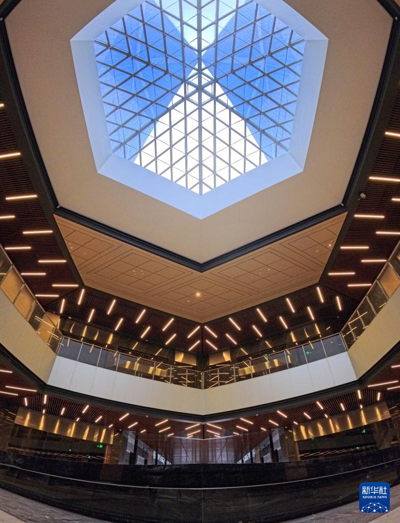 上海:临港新片区中银金融中心竣工 上海:临港新片区中银金融中心竣工