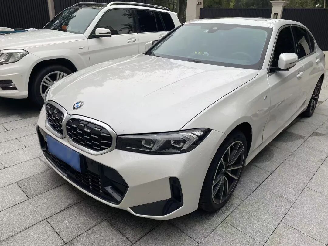 伺候半年、借款20万，还买宝马供使用……上海女保姆被雇主骗惨了