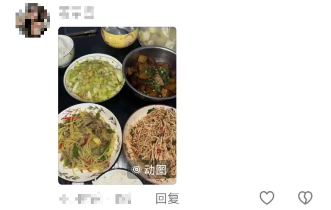 “万一穿呢？万一用呢？万一学呢？”爸妈：“就差没把宿舍背回来了……”