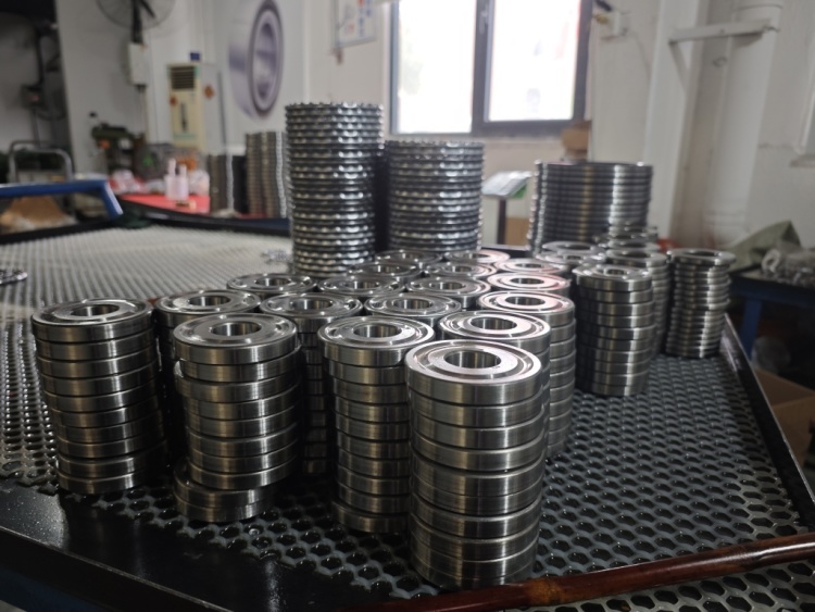 成本150元售价2400元 ，19人销售假冒品牌吹风机被上海警方抓获