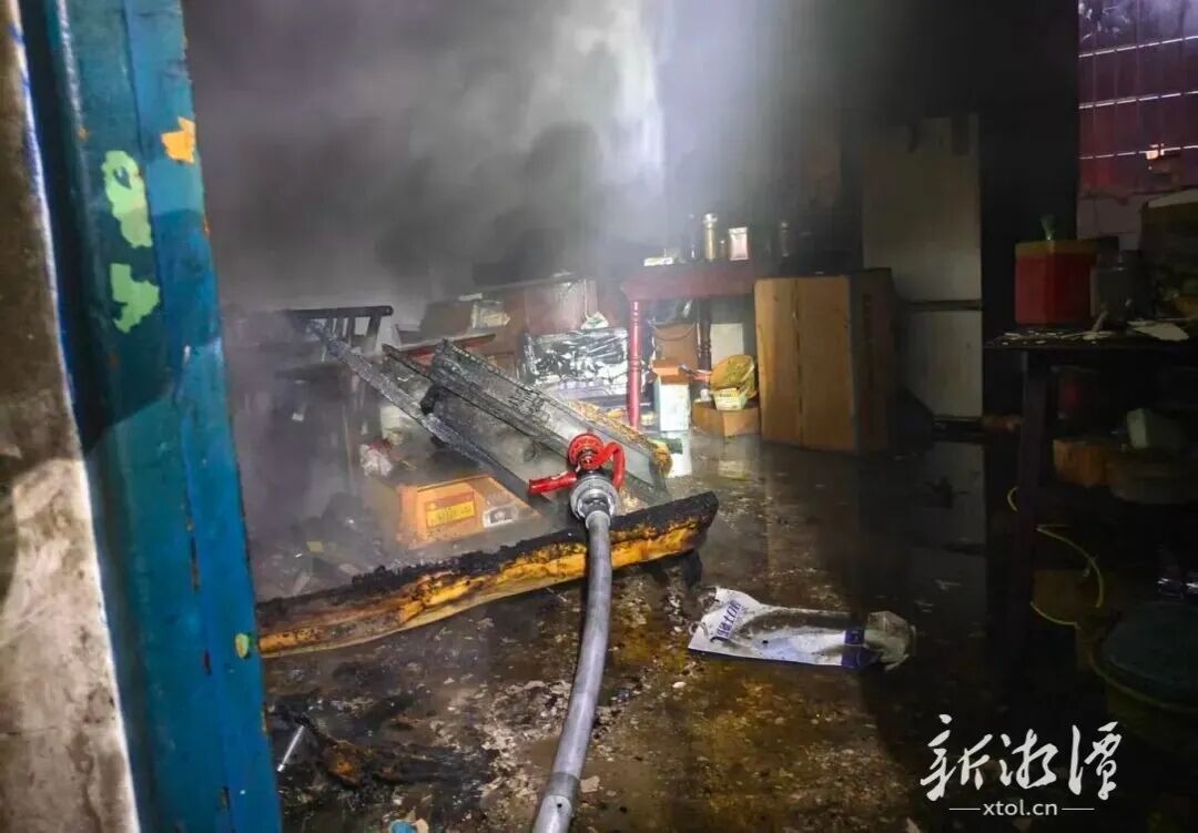 突发火情！湖南3名平均10岁少年完成“教科书式”救援！消防到校表彰