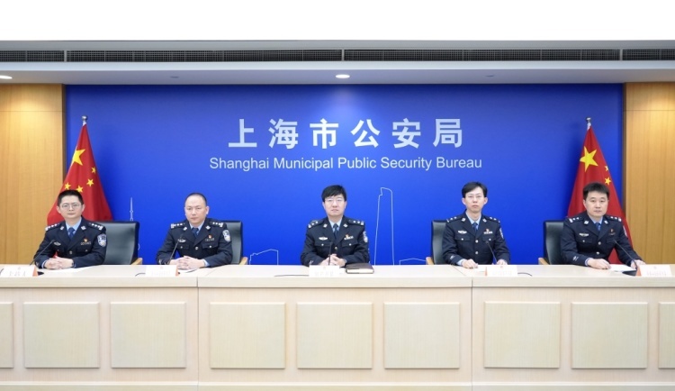 成本150元售价2400元 ，19人销售假冒品牌吹风机被上海警方抓获