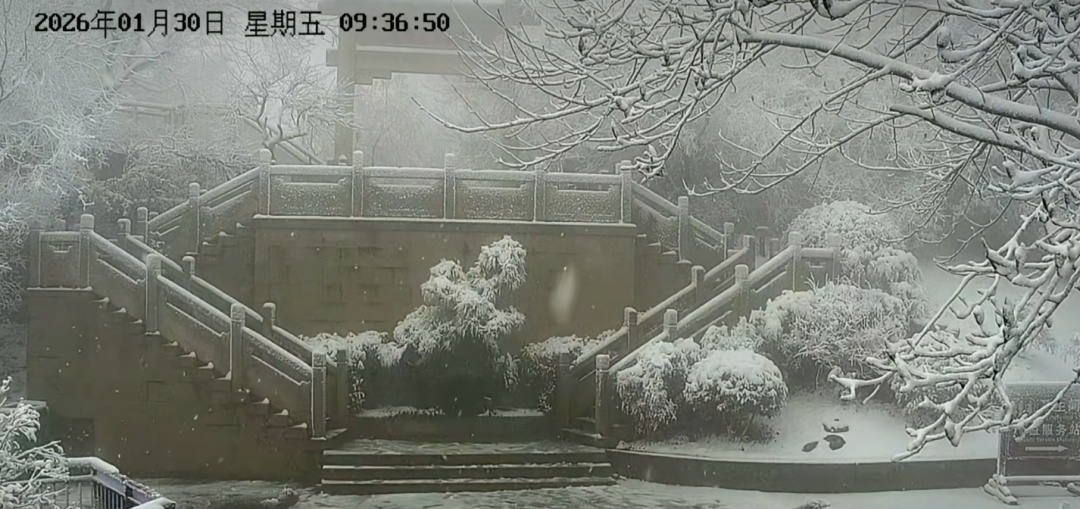 江苏下雪了!南京地铁:将视情调整部分线路的运输方案 江苏下雪了!南京地铁:将视情调整部分线路的运输方案