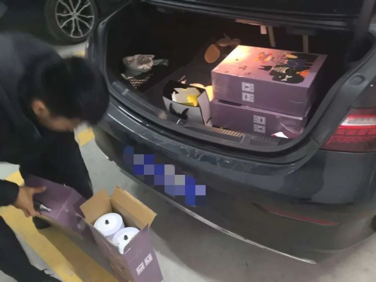 “地库有怪瓶子”，保安夜巡时发现异常，多人被依法处理！