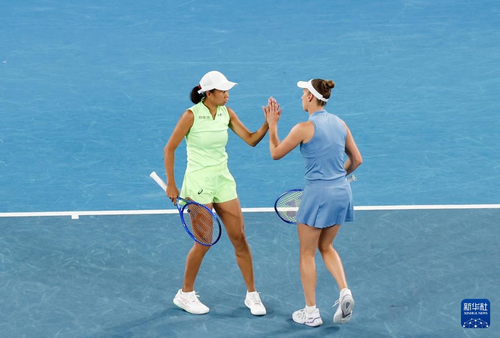 澳网女双半决赛：张帅/梅尔滕斯对阵柴原瑛菜/兹沃纳列娃
