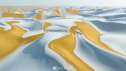 好美！塔克拉玛干沙漠雪顶咖啡又上新