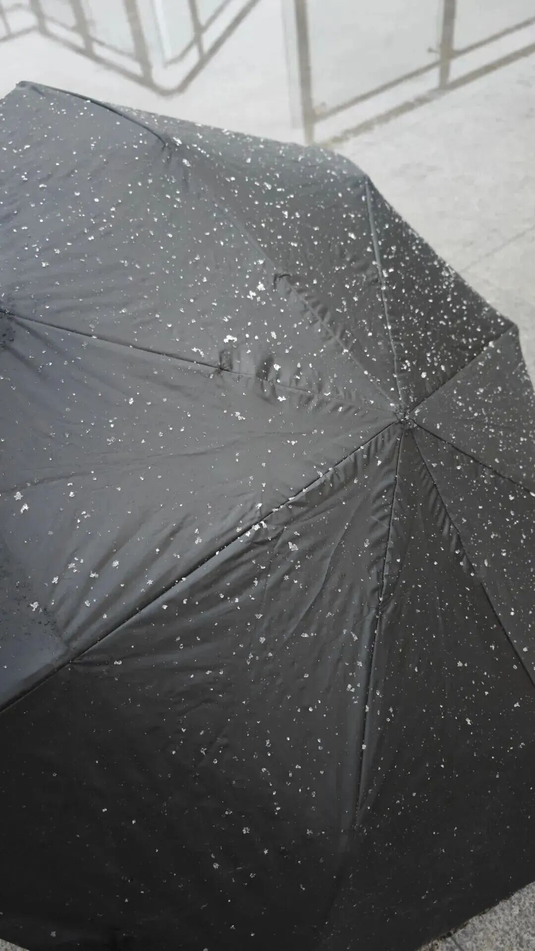 江苏下雪了!南京地铁:将视情调整部分线路的运输方案 江苏下雪了!南京地铁:将视情调整部分线路的运输方案