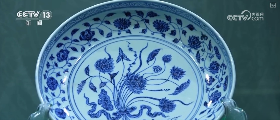 纹饰纹样与赛博光影碰撞、古韵国风成“顶流审美” 中华文化创新表达彰显蓬勃生命力