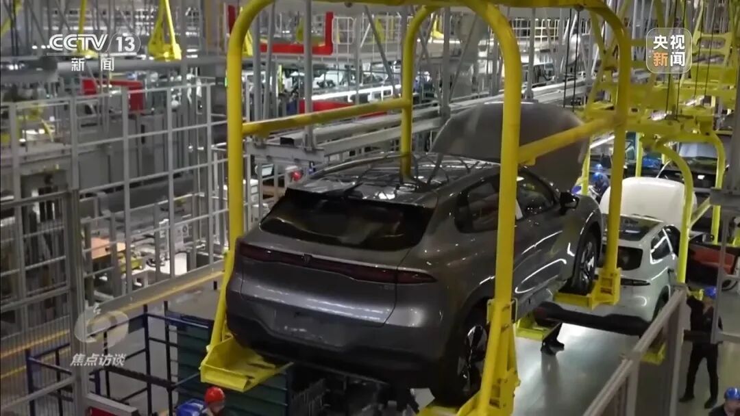 央视起底新能源车圈黑水军产业链：车没上市AI黑稿就已刷屏