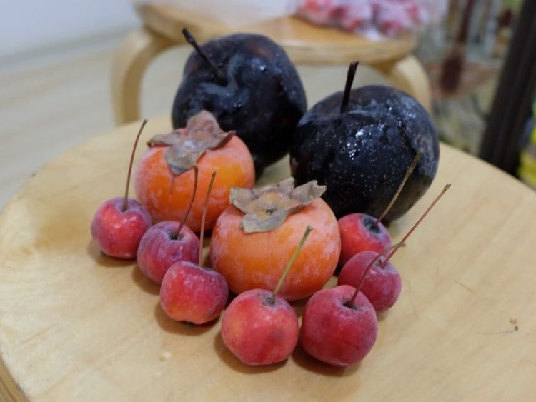 “冰”糖葫芦、“冰糖”葫芦？网友热议东北“冻货”正宗吃法