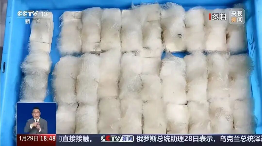 全网爆火的霉豆腐，医生提醒：不推荐家庭自制，这些人群需谨慎食用→