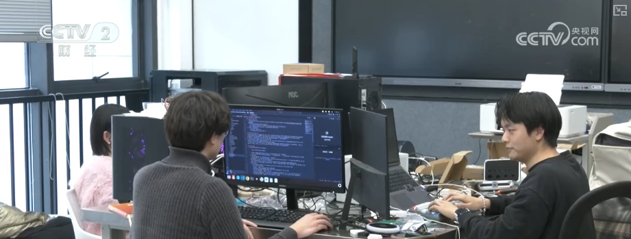 从0到1构建发展新引擎 人才“活水”+资金“活水”推动新兴产业“加速跑”